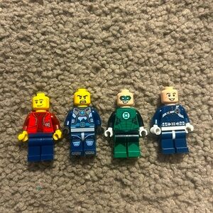 Lego mini figures pack of 4!!!